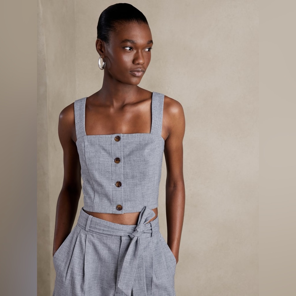 NWT Banana Republic Factory Chambray Button Cropped Tank Size 14